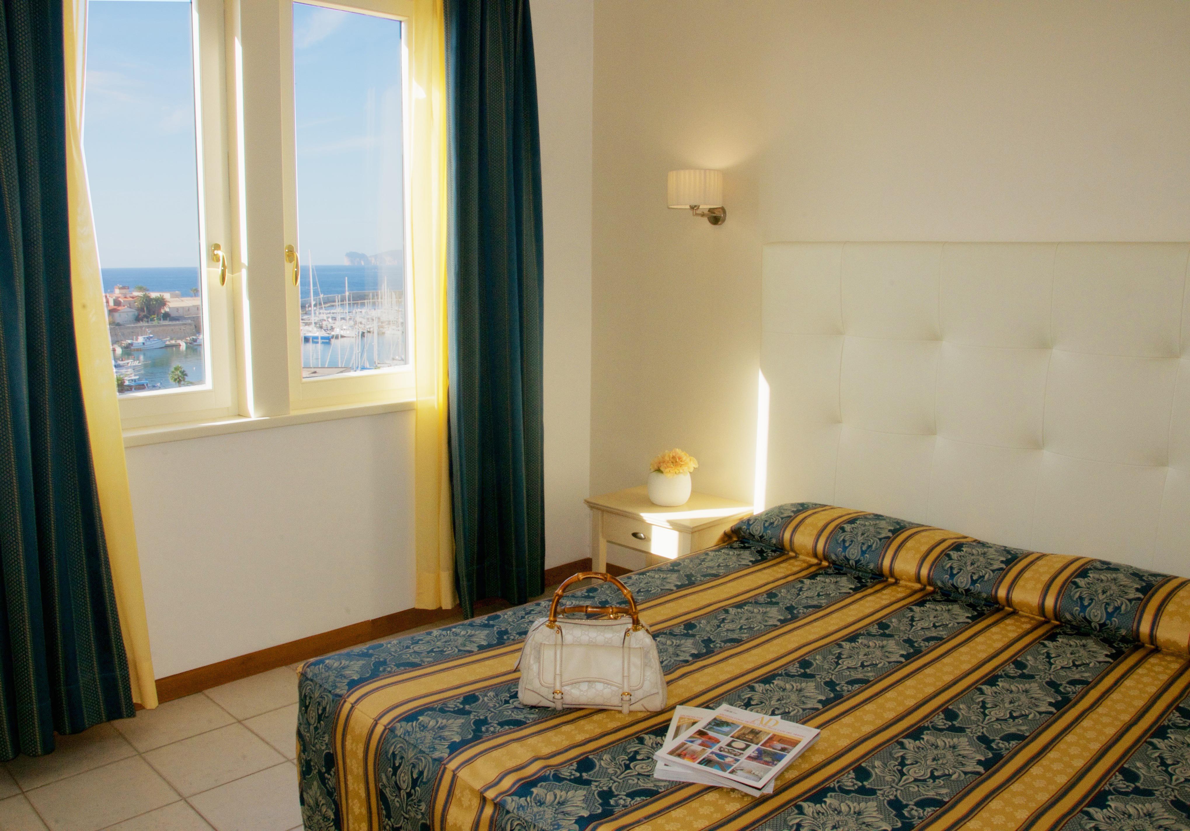 Hotel Catalunya Альгеро Екстер'єр фото