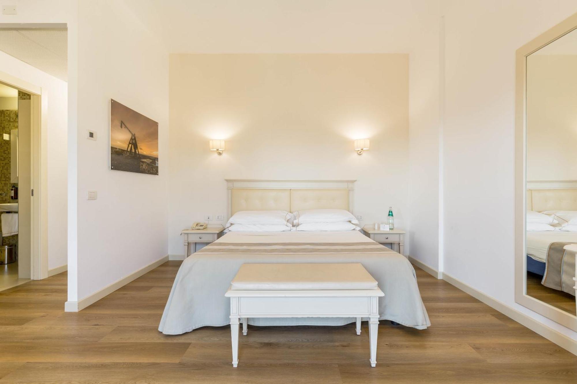 Hotel Catalunya Альгеро Екстер'єр фото