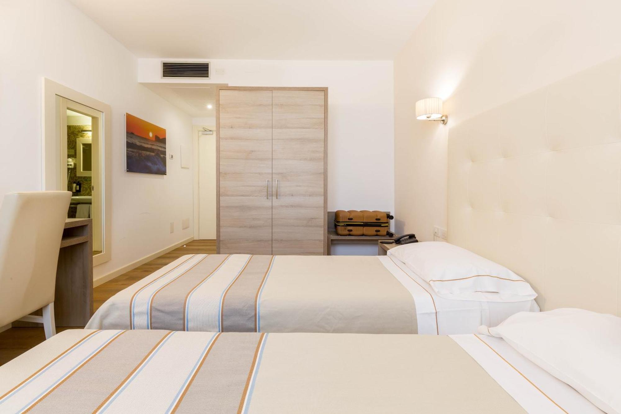 Hotel Catalunya Альгеро Екстер'єр фото